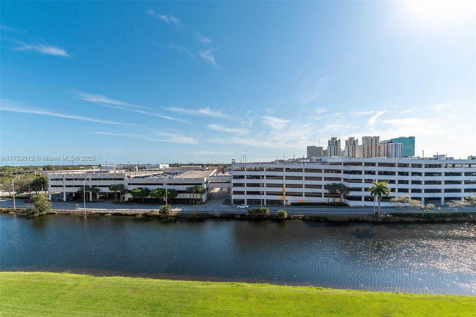 Small Image of 8395 SOUTH WEST 73RD AVE #508, Miami Number 2