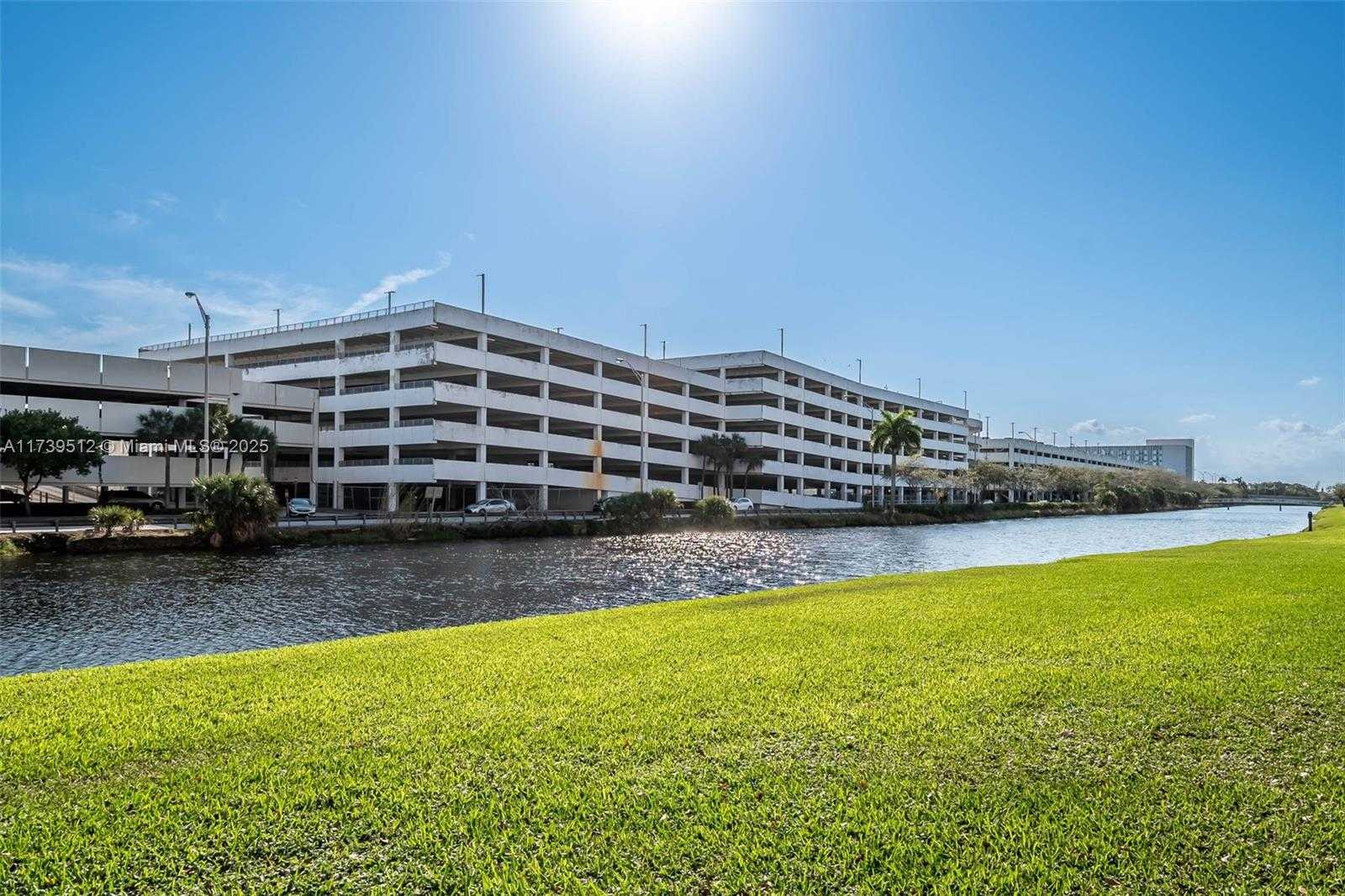 Small Image of 8395 SOUTH WEST 73RD AVE #508, Miami Number 3