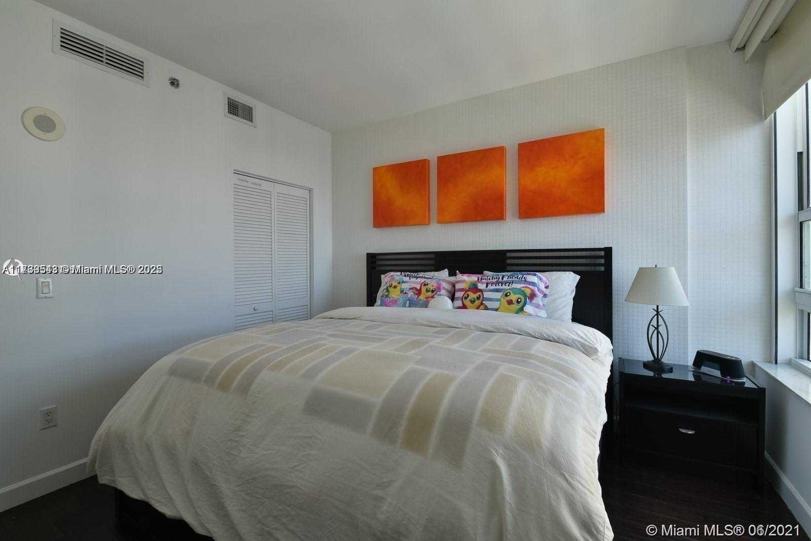 Small Image of 951 BRICKELL AVE #2104, Miami Number 10