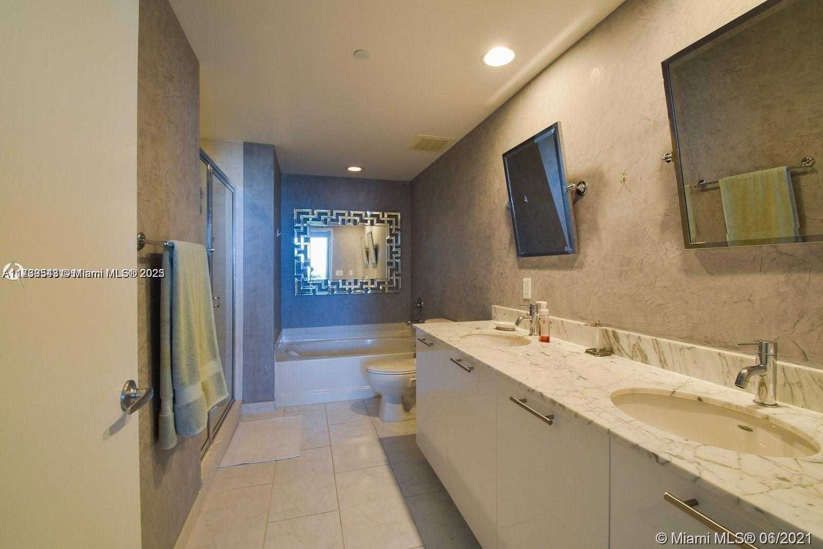 Small Image of 951 BRICKELL AVE #2104, Miami Number 14