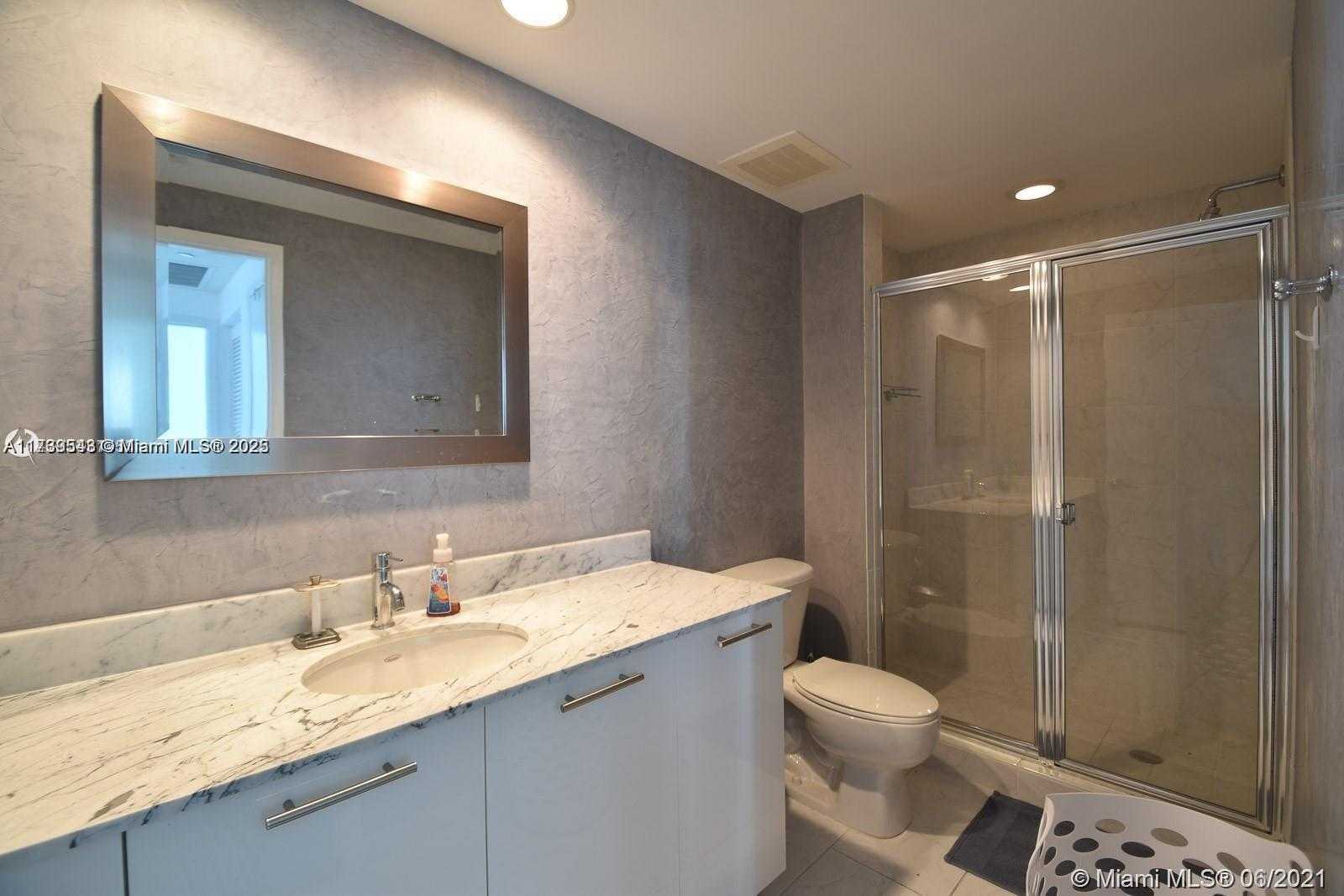 Small Image of 951 BRICKELL AVE #2104, Miami Number 15