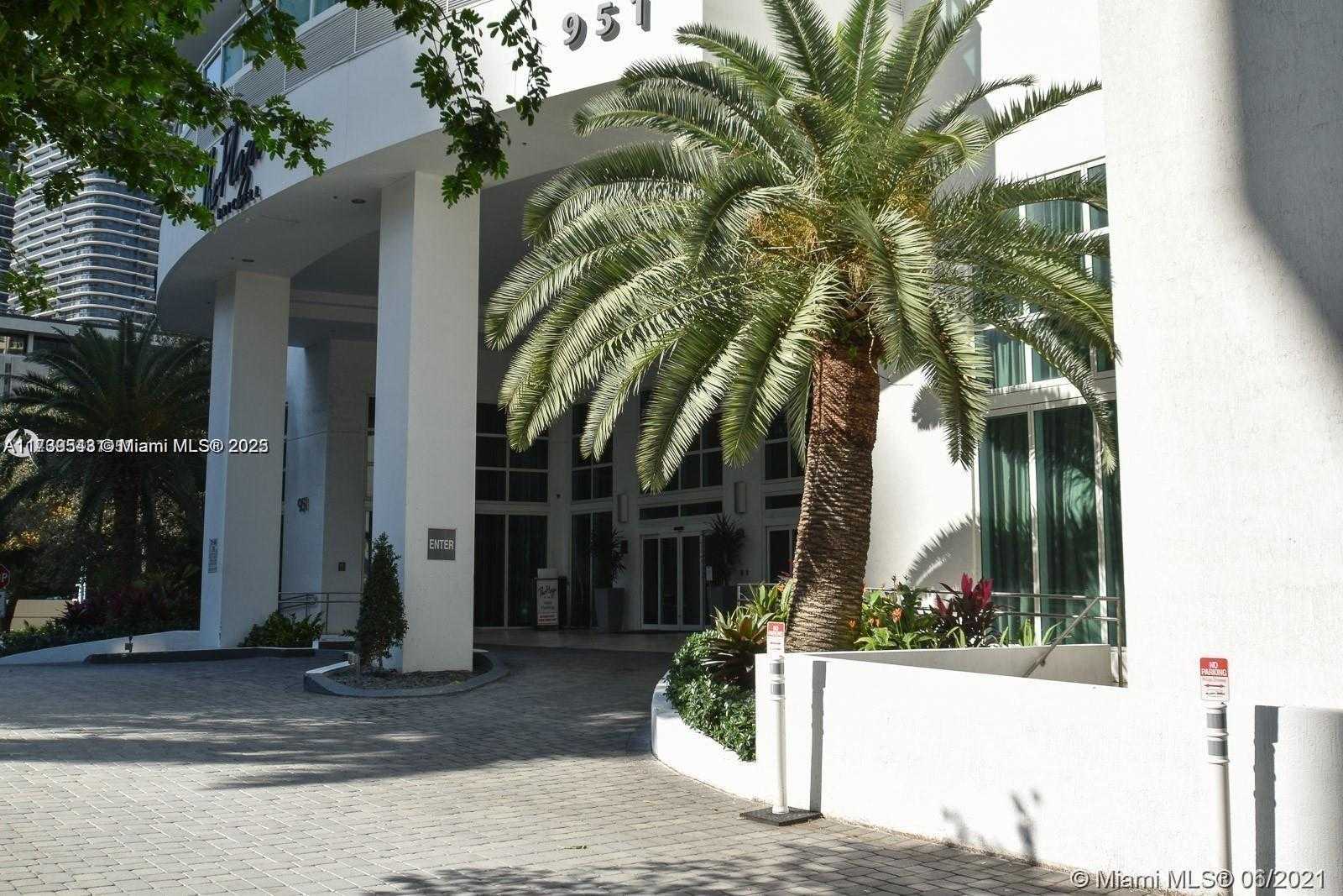 Small Image of 951 BRICKELL AVE #2104, Miami Number 27