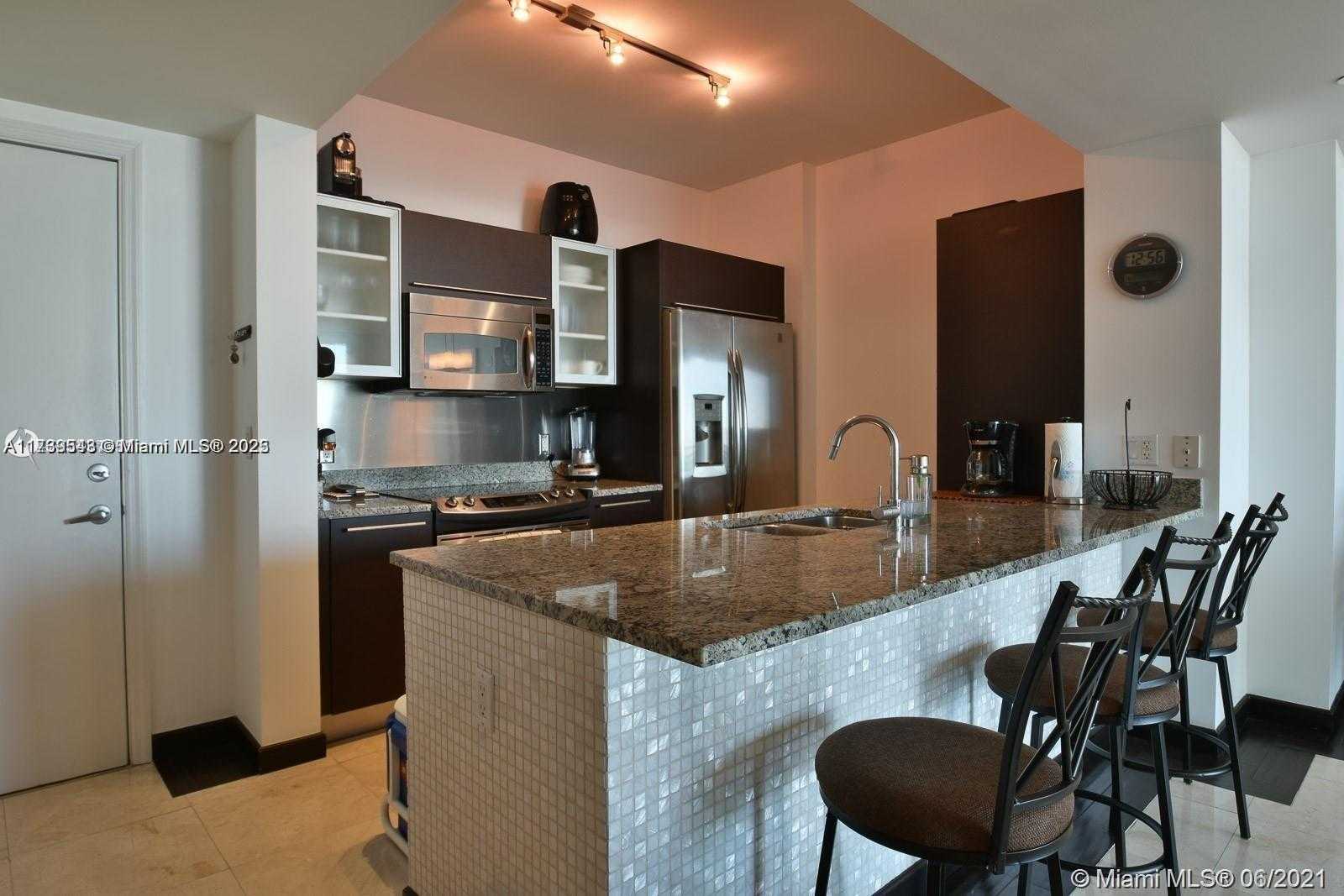 Small Image of 951 BRICKELL AVE #2104, Miami Number 5