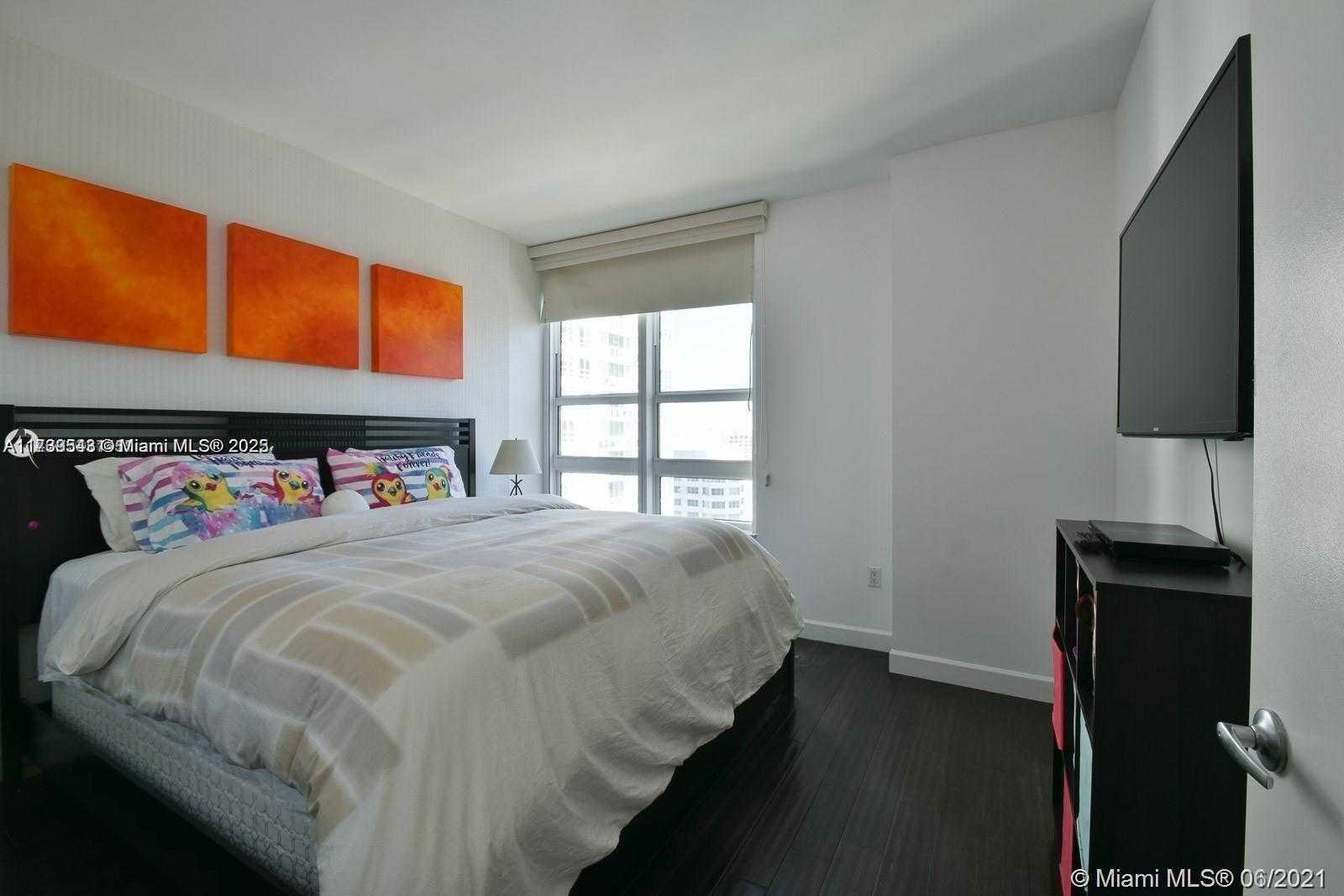 Small Image of 951 BRICKELL AVE #2104, Miami Number 9