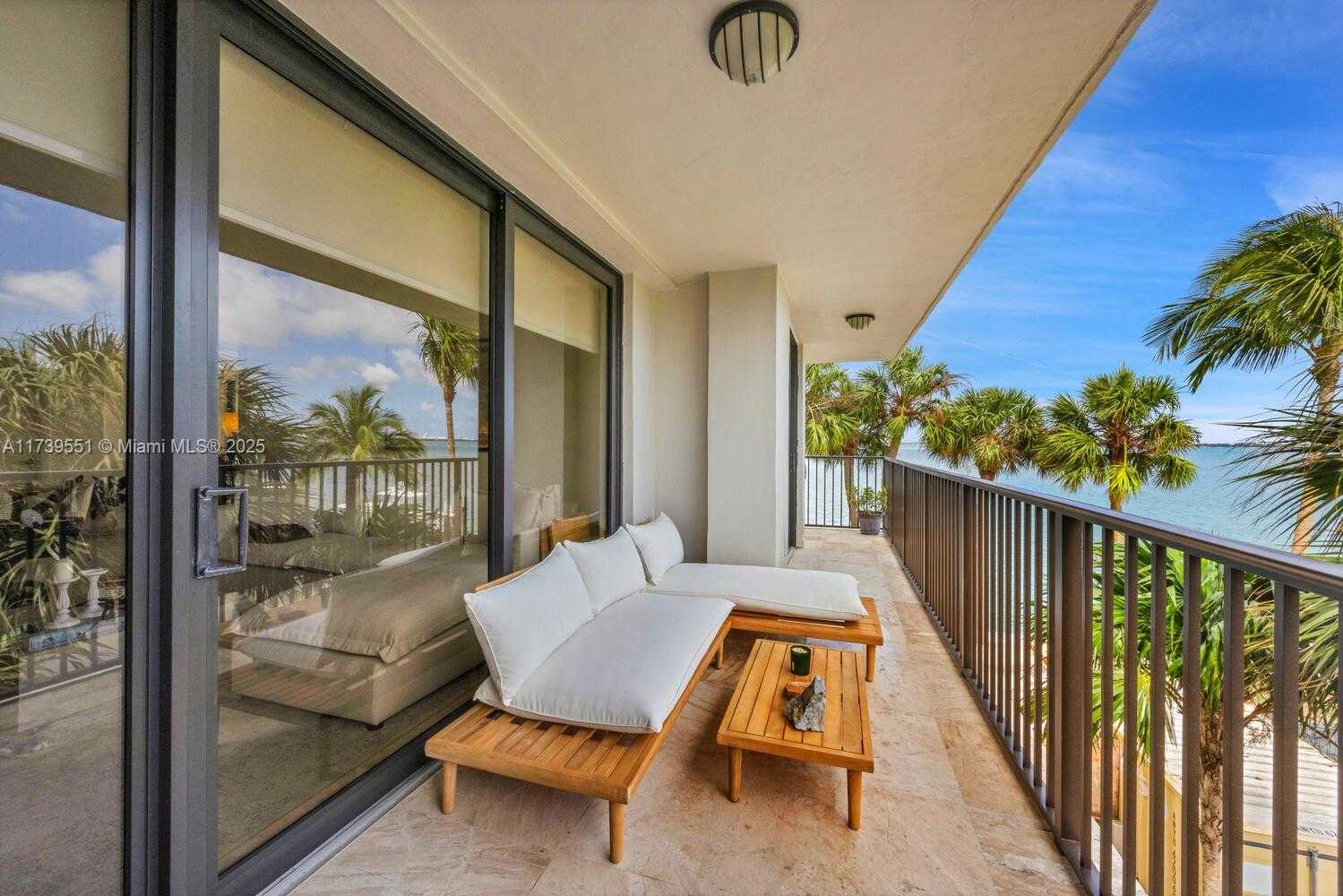 Small Image of 801 NORTH VENETIAN DR #201, Miami Number 17