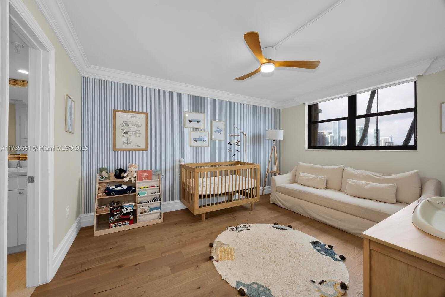 Small Image of 801 NORTH VENETIAN DR #201, Miami Number 28