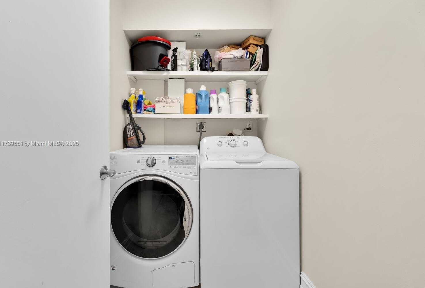 Small Image of 801 NORTH VENETIAN DR #201, Miami Number 34