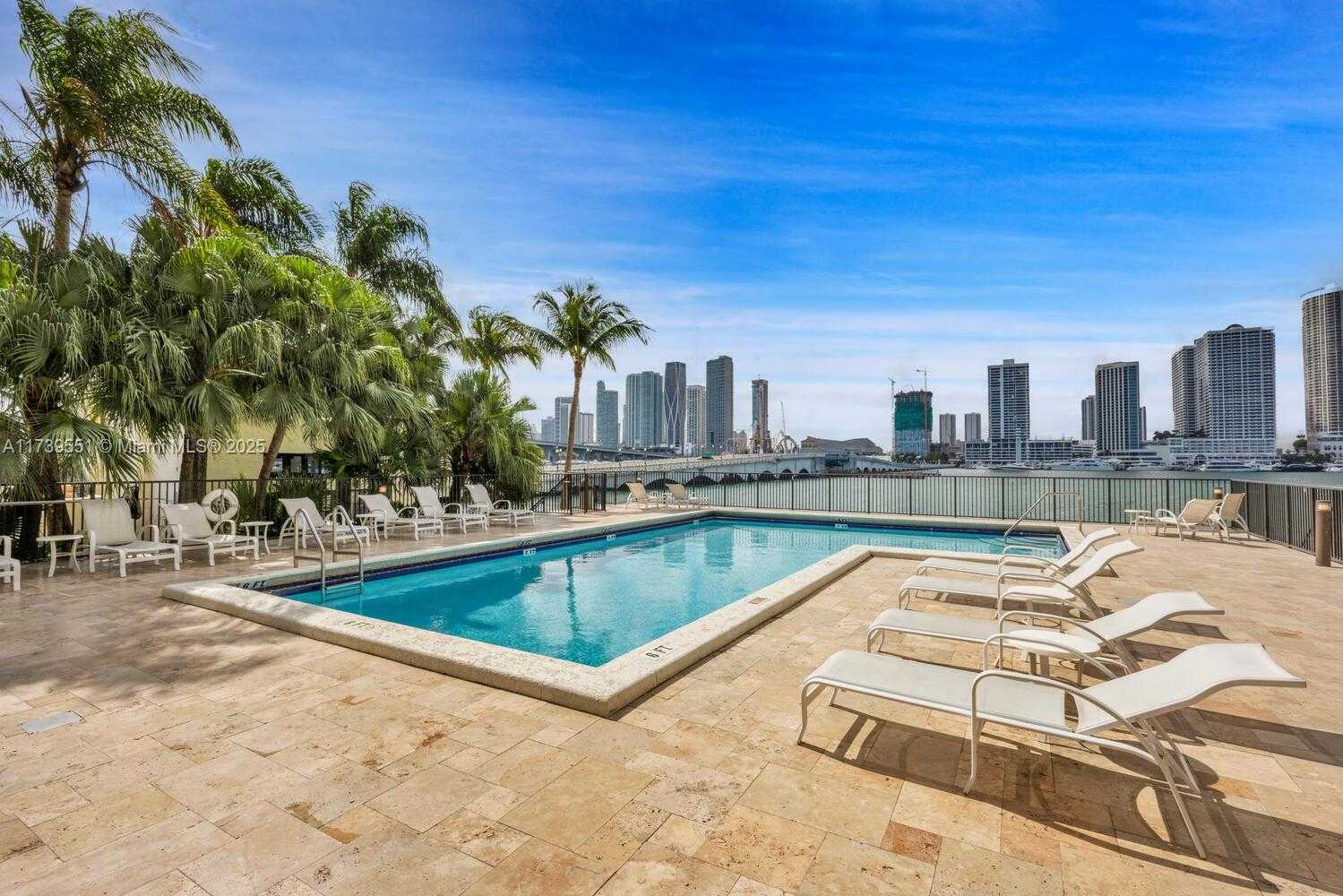 Small Image of 801 NORTH VENETIAN DR #201, Miami Number 35