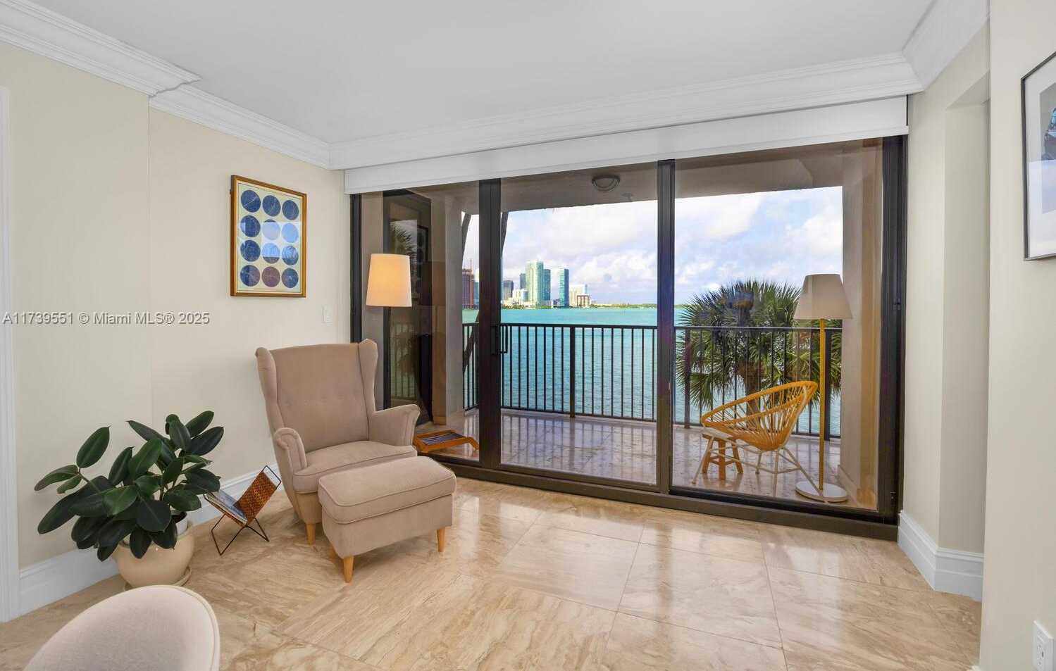 Small Image of 801 NORTH VENETIAN DR #201, Miami Number 7