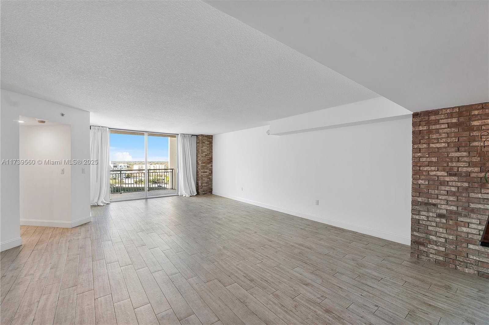 Small Image of 9055 SOUTH WEST 73RD CT #906, Miami Number 4