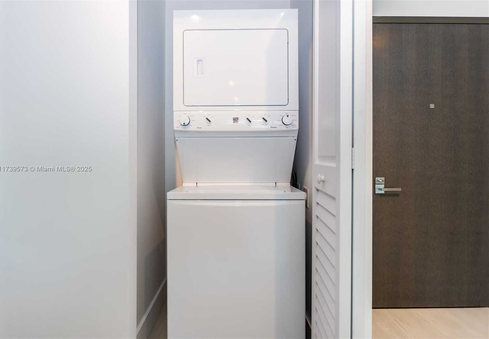Small Image of 1080 BRICKELL AVE #1706, Miami Number 17