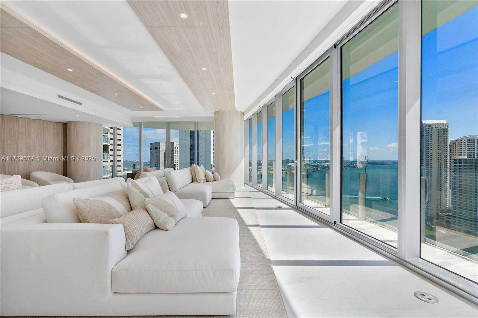 Small Image of 300 BISCAYNE BLVD WAY #2701, Miami Number 11