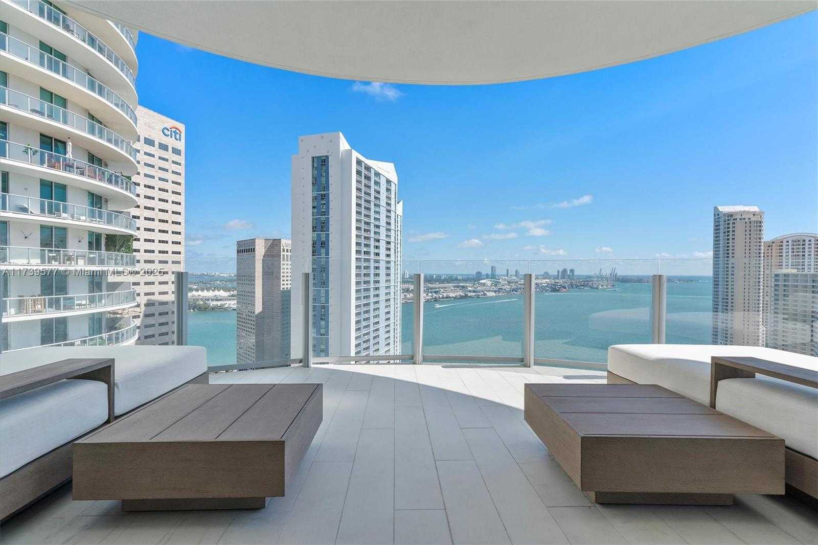 Small Image of 300 BISCAYNE BLVD WAY #2701, Miami Number 45