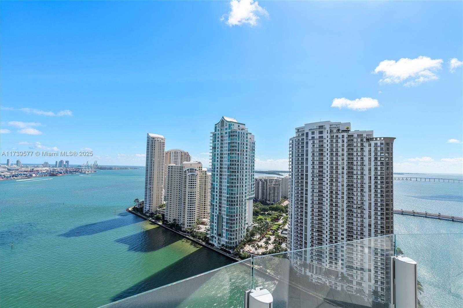 Small Image of 300 BISCAYNE BLVD WAY #2701, Miami Number 47