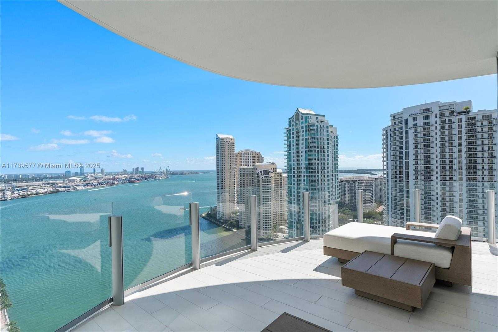 Small Image of 300 BISCAYNE BLVD WAY #2701, Miami Number 48