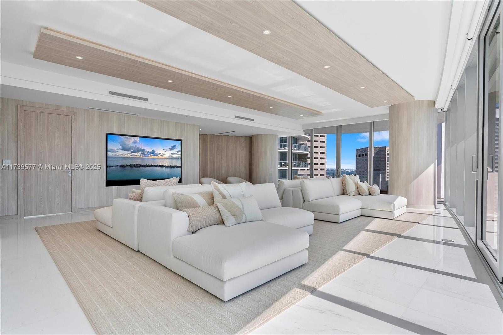 Small Image of 300 BISCAYNE BLVD WAY #2701, Miami Number 5