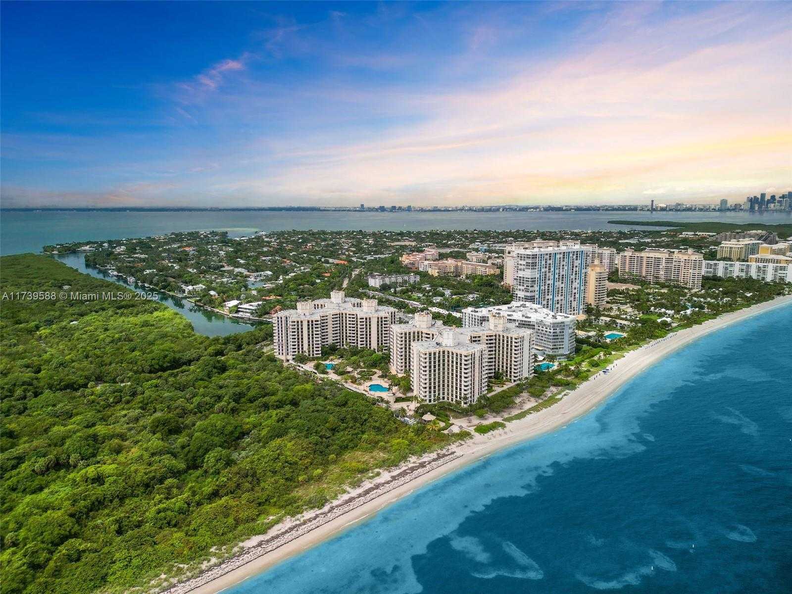Small Image of 1121 CRANDON BLVD #E503, Key Biscayne Number 21
