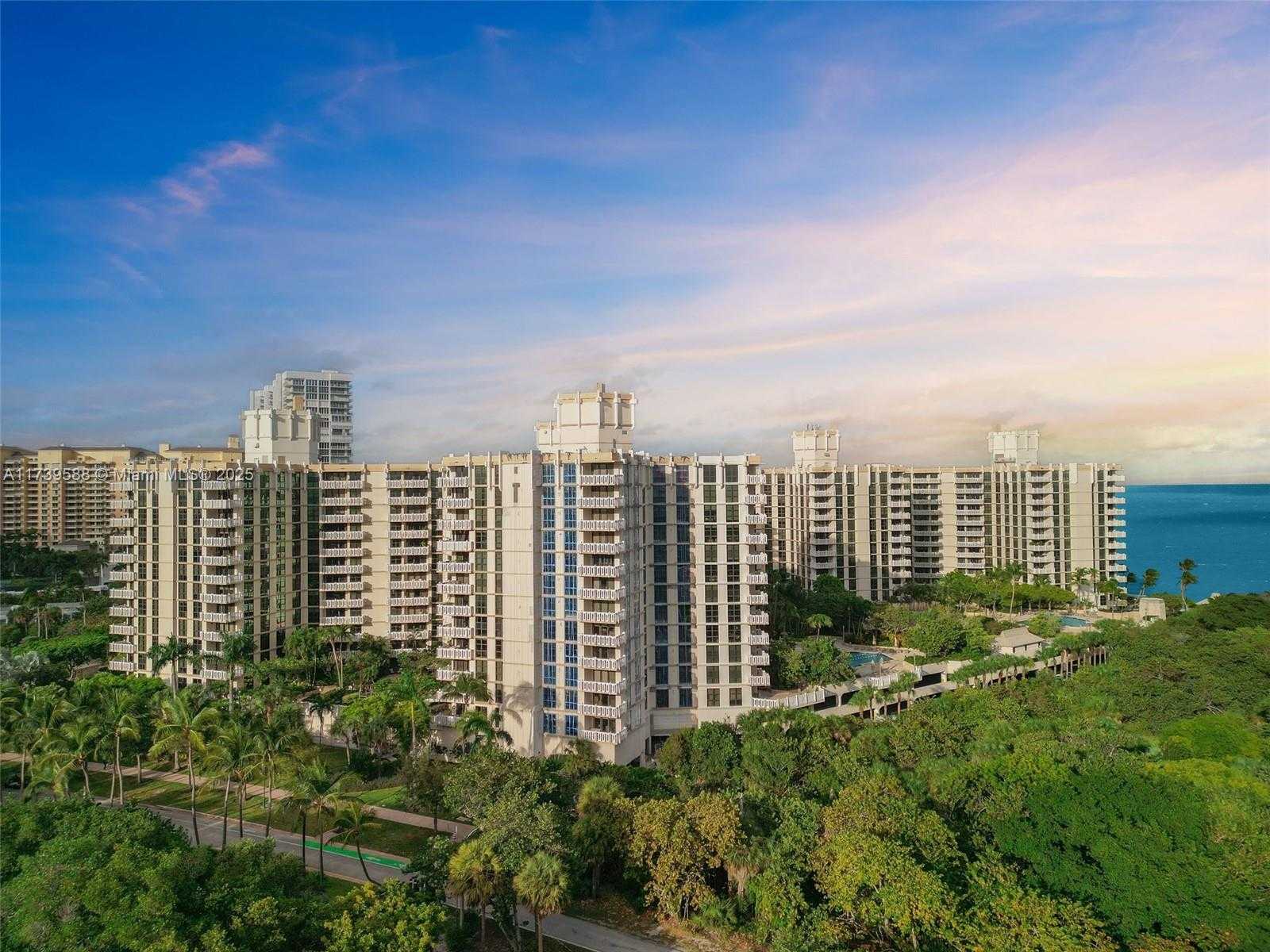 Small Image of 1121 CRANDON BLVD #E503, Key Biscayne Number 23
