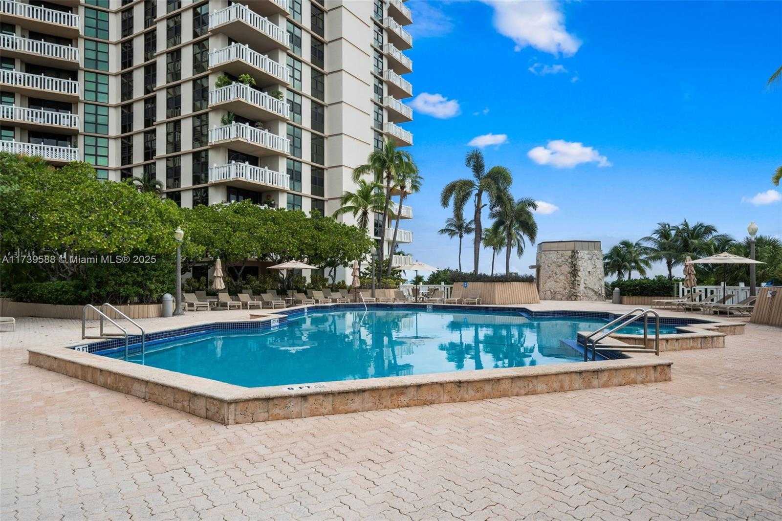 Small Image of 1121 CRANDON BLVD #E503, Key Biscayne Number 33