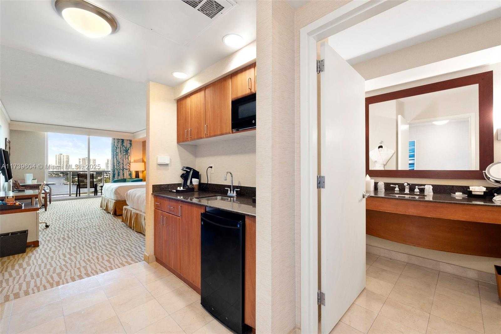 Small Image of 18001 COLLINS AVE #803, Sunny Isles Beach Number 8