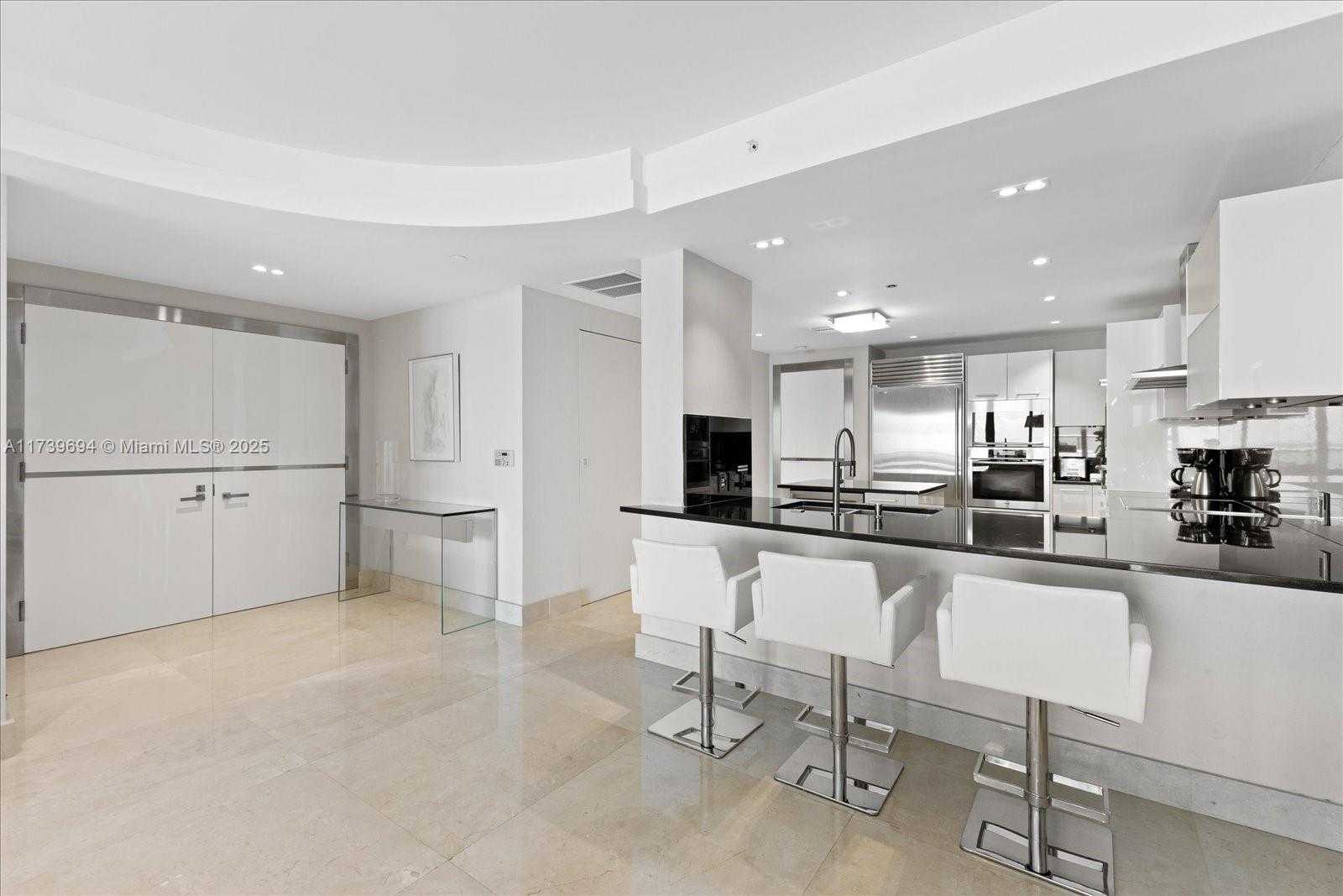 Small Image of 17121 COLLINS AVE #1404, Sunny Isles Beach Number 14