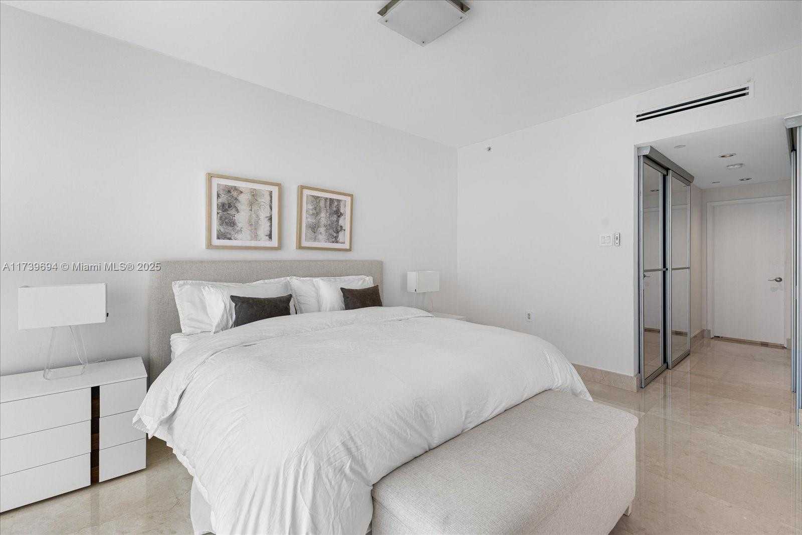 Small Image of 17121 COLLINS AVE #1404, Sunny Isles Beach Number 20