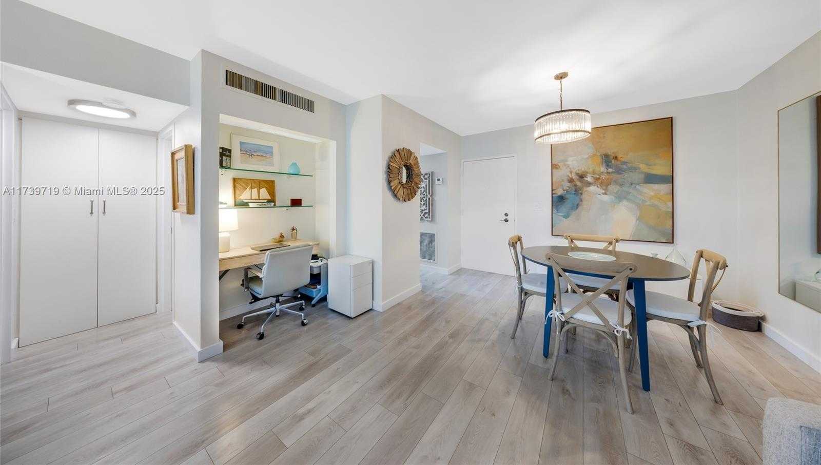 Small Image of 800 WEST AVE #338, Miami Beach Number 5