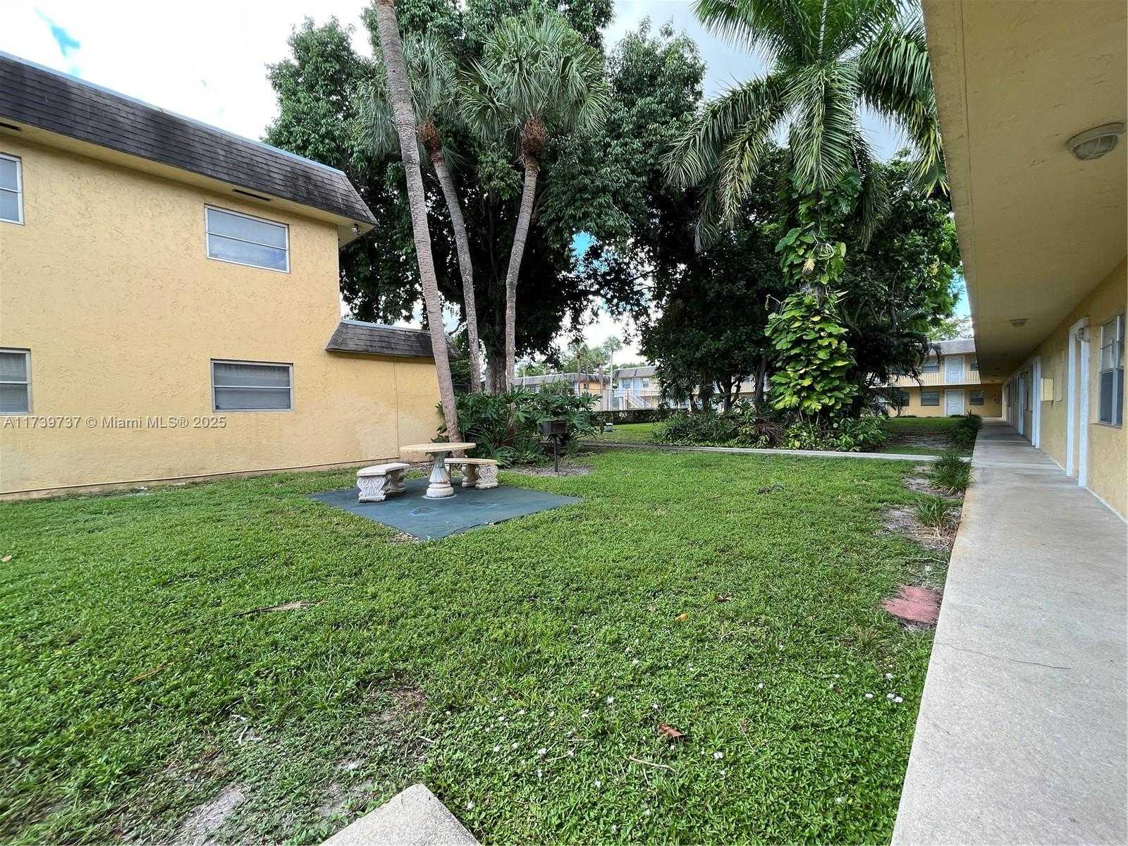 Small Image of 5192 NORTH EAST 6TH AVE #802, Oakland Park Number 10