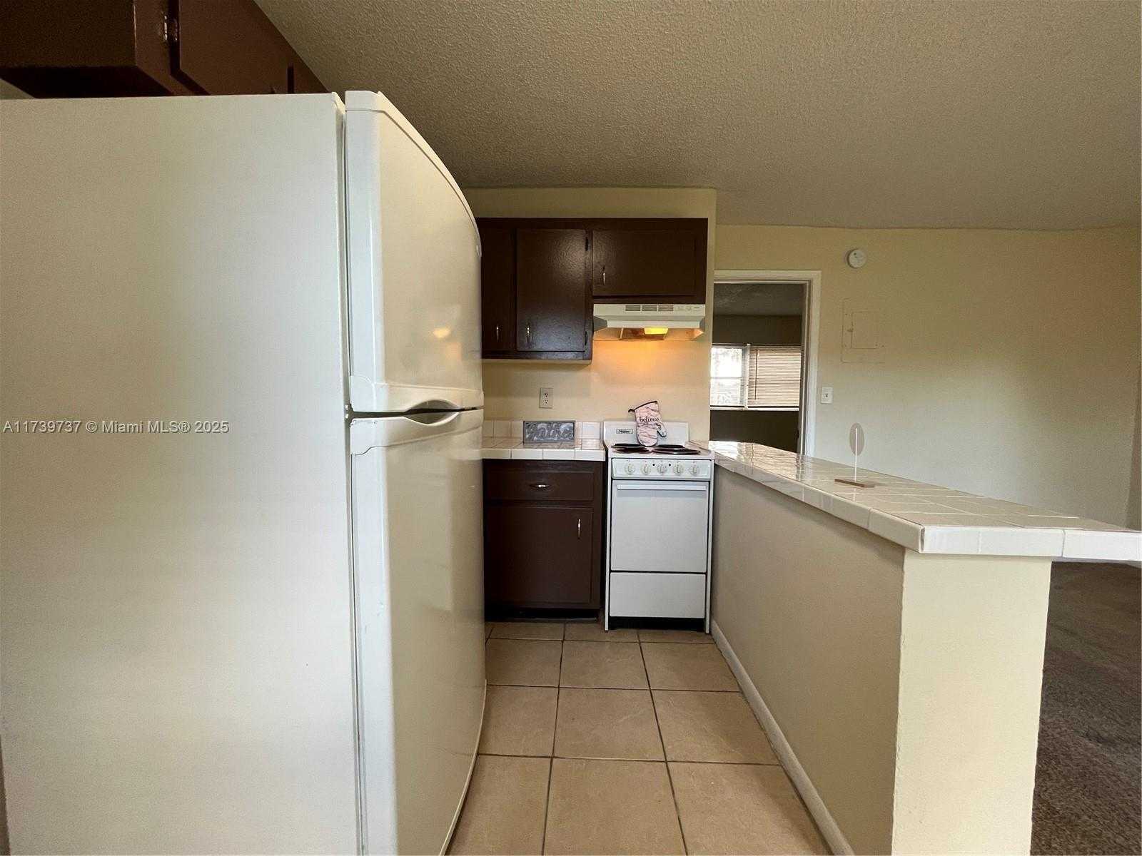 Small Image of 5192 NORTH EAST 6TH AVE #802, Oakland Park Number 3