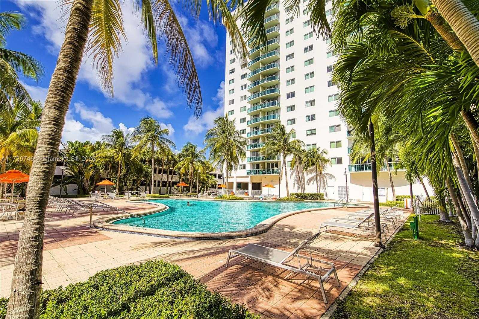 Small Image of Building B, 19380 Collins Ave, Sunny Isles Beach, FL 33160, USA Number 47