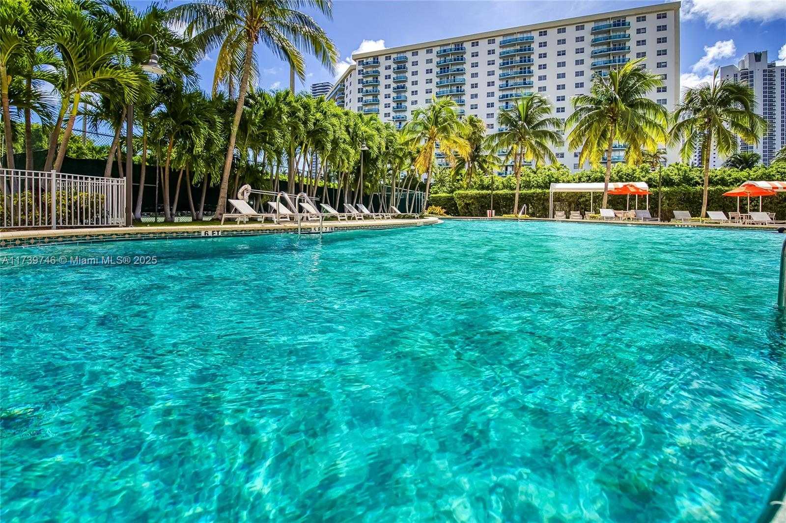 Small Image of Building B, 19380 Collins Ave, Sunny Isles Beach, FL 33160, USA Number 48