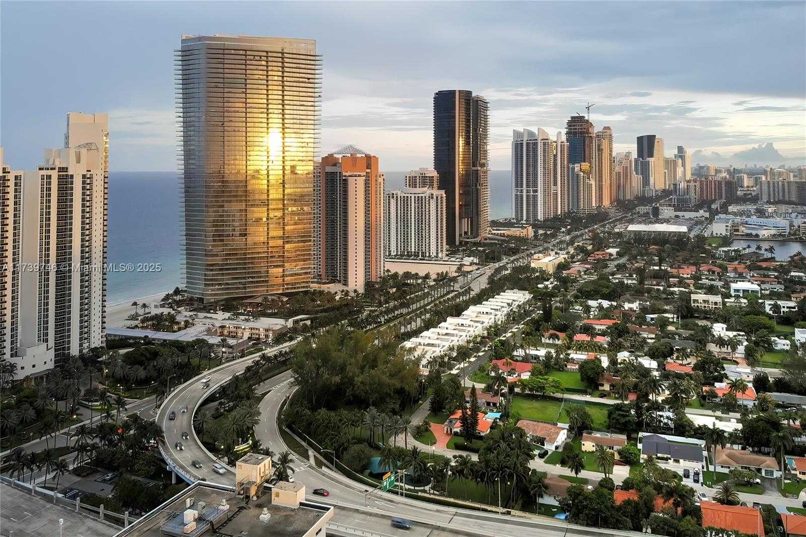 Small Image of Building B, 19380 Collins Ave, Sunny Isles Beach, FL 33160, USA Number 55