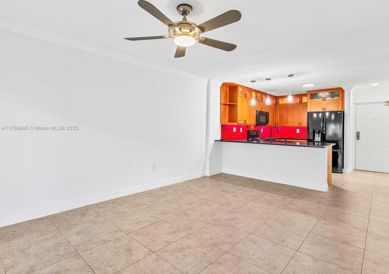 Small Image of 10900 SW 104th St, Miami, FL 33176, USA Number 7