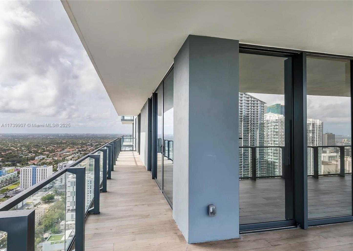 Small Image of 88 SOUTH WEST 7TH ST #2501, Miami Number 3