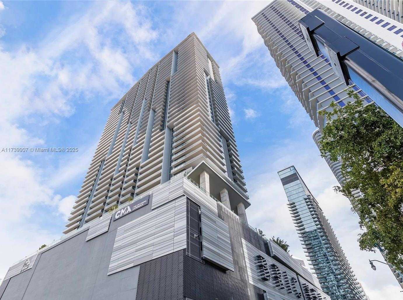 Small Image of 88 SOUTH WEST 7TH ST #2501, Miami Number 34