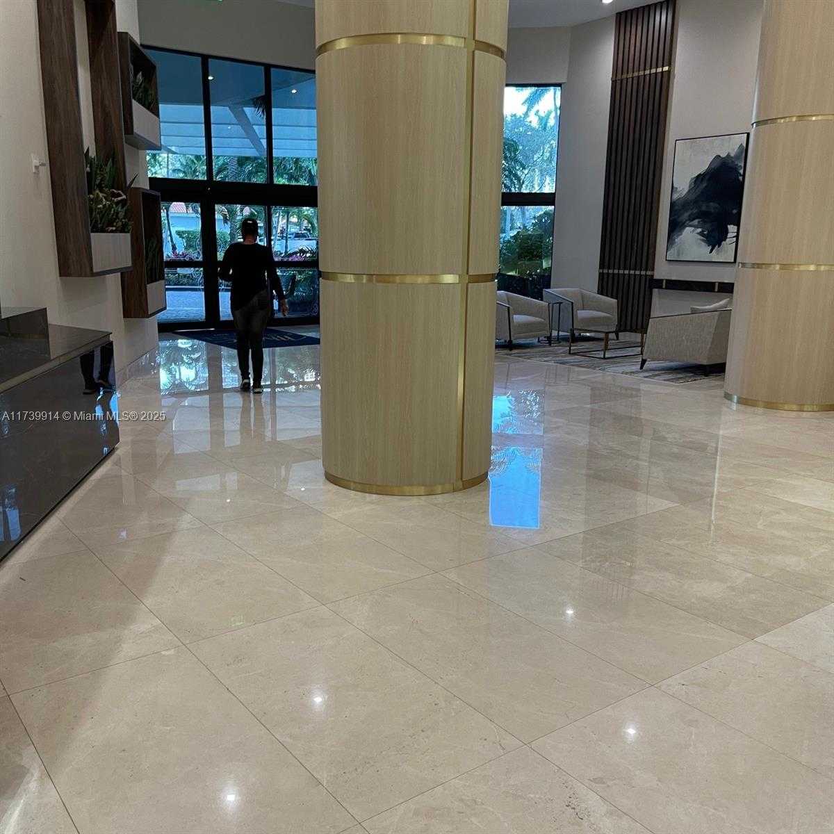 Small Image of 3500 MYSTIC POINTE DR #3505, Aventura Number 30