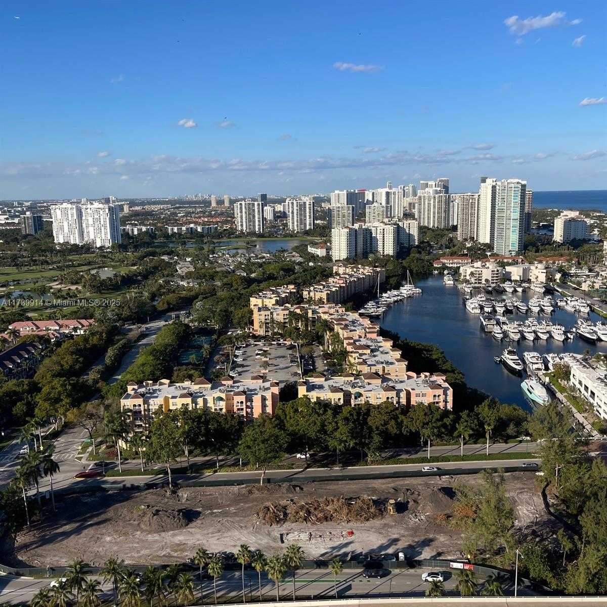 Small Image of 3500 MYSTIC POINTE DR #3505, Aventura Number 4
