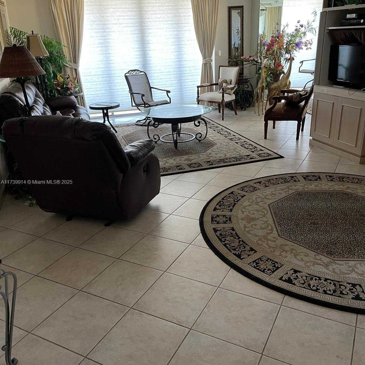 Small Image of 3500 MYSTIC POINTE DR #3505, Aventura Number 7