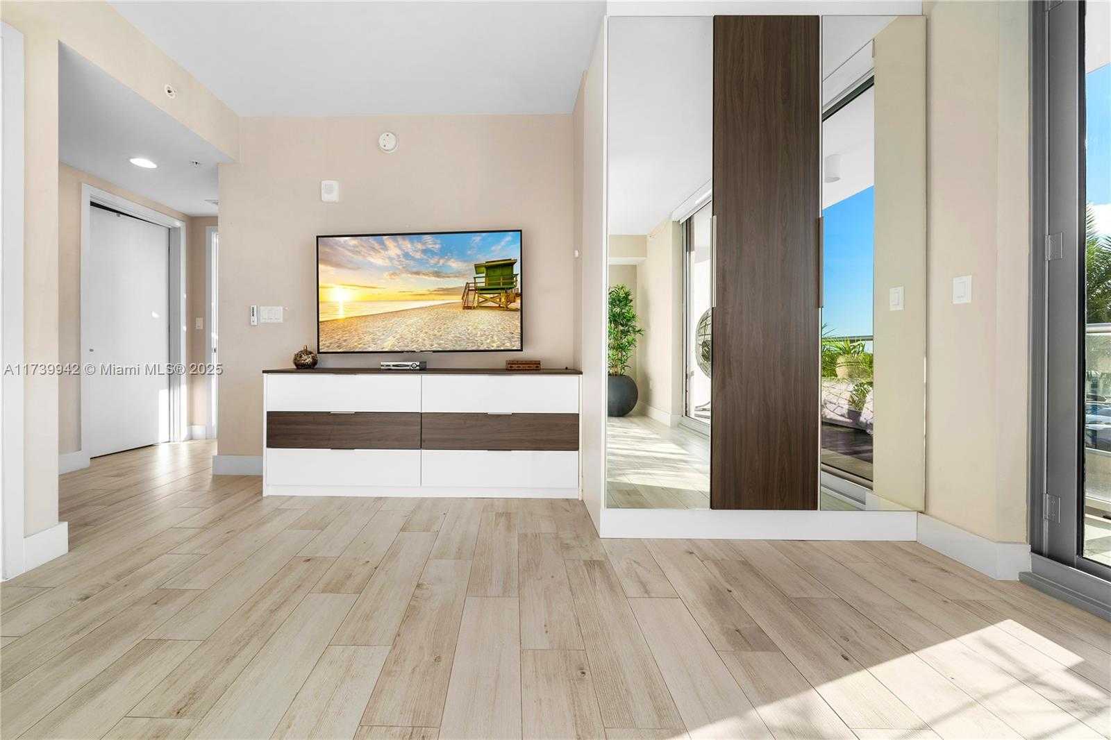 Small Image of 1180 NORTH FEDERAL HWY #605, Fort Lauderdale Number 25