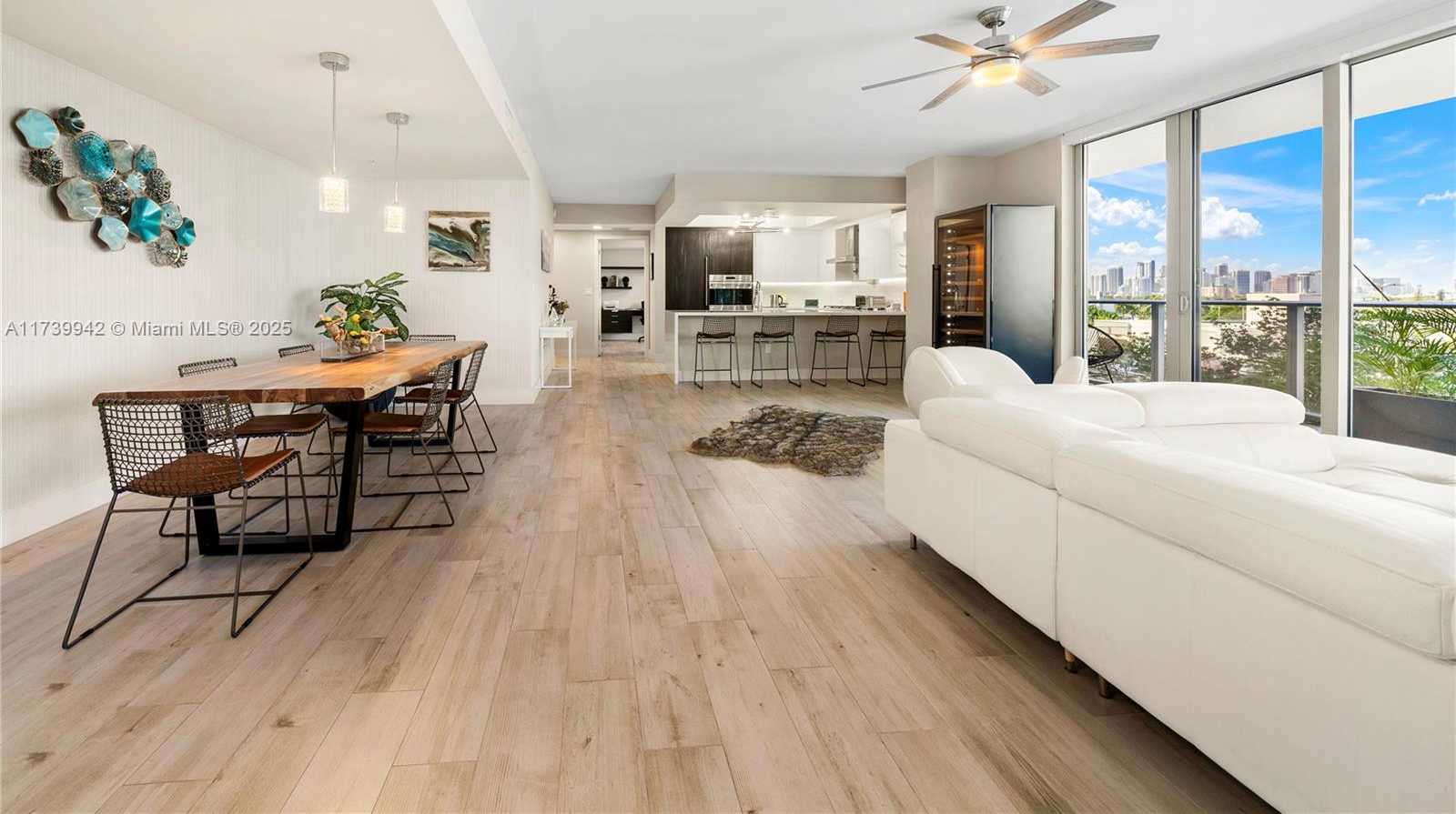 Small Image of 1180 NORTH FEDERAL HWY #605, Fort Lauderdale Number 3