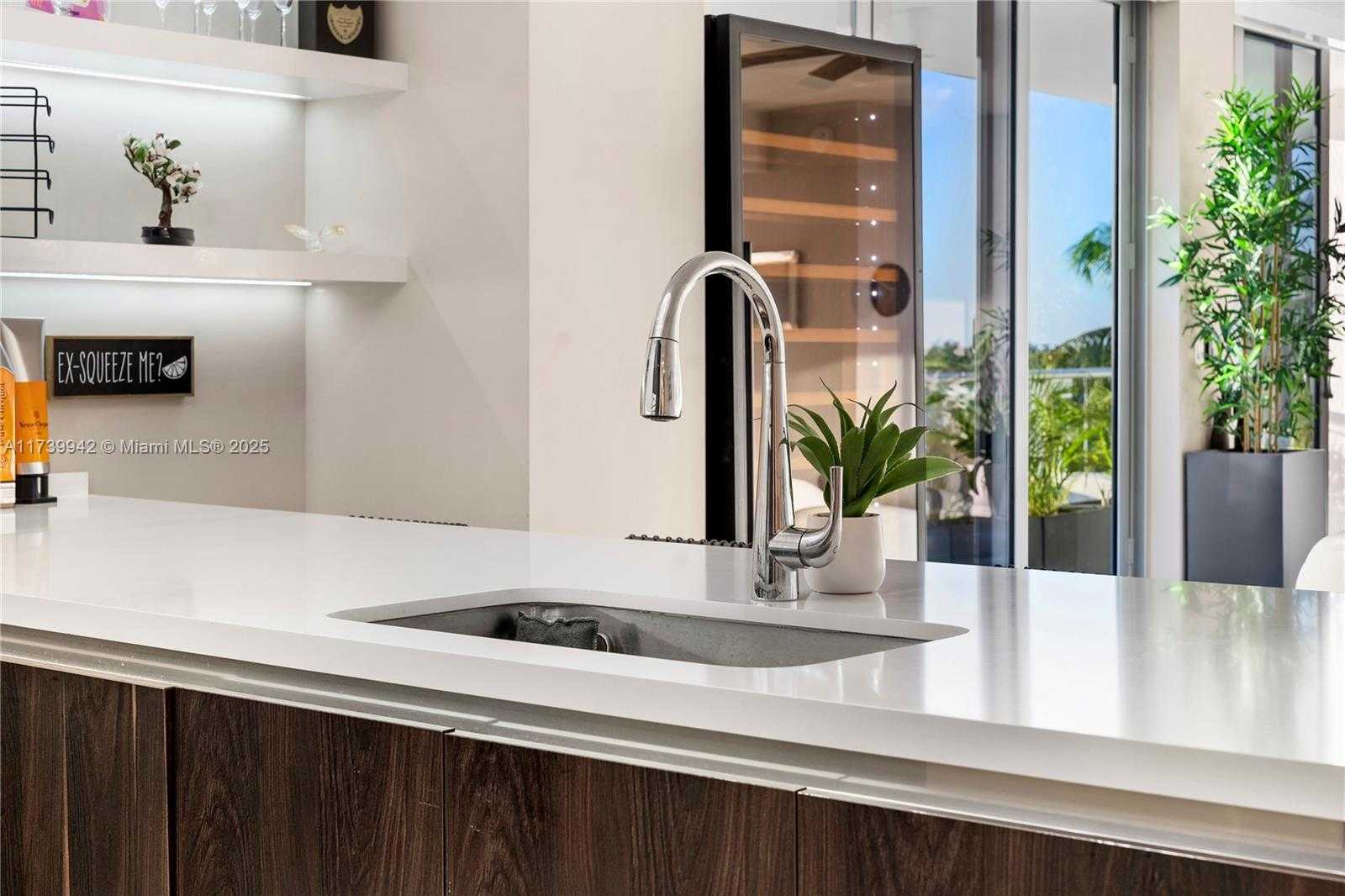 Small Image of 1180 NORTH FEDERAL HWY #605, Fort Lauderdale Number 6