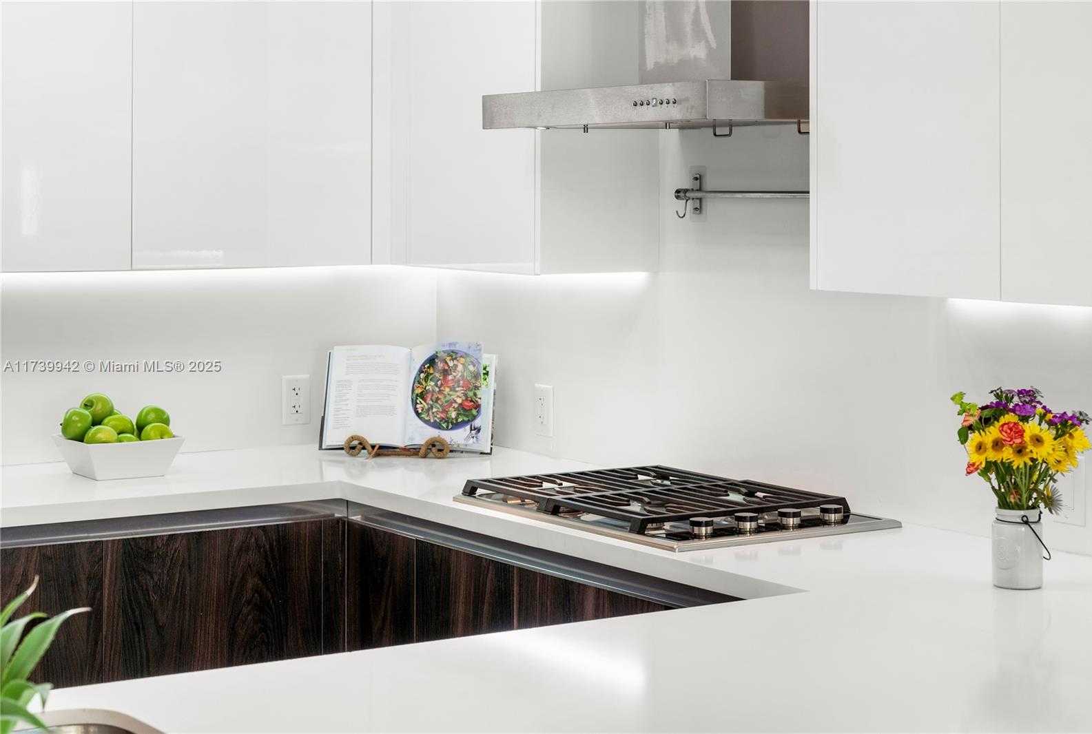 Small Image of 1180 NORTH FEDERAL HWY #605, Fort Lauderdale Number 7