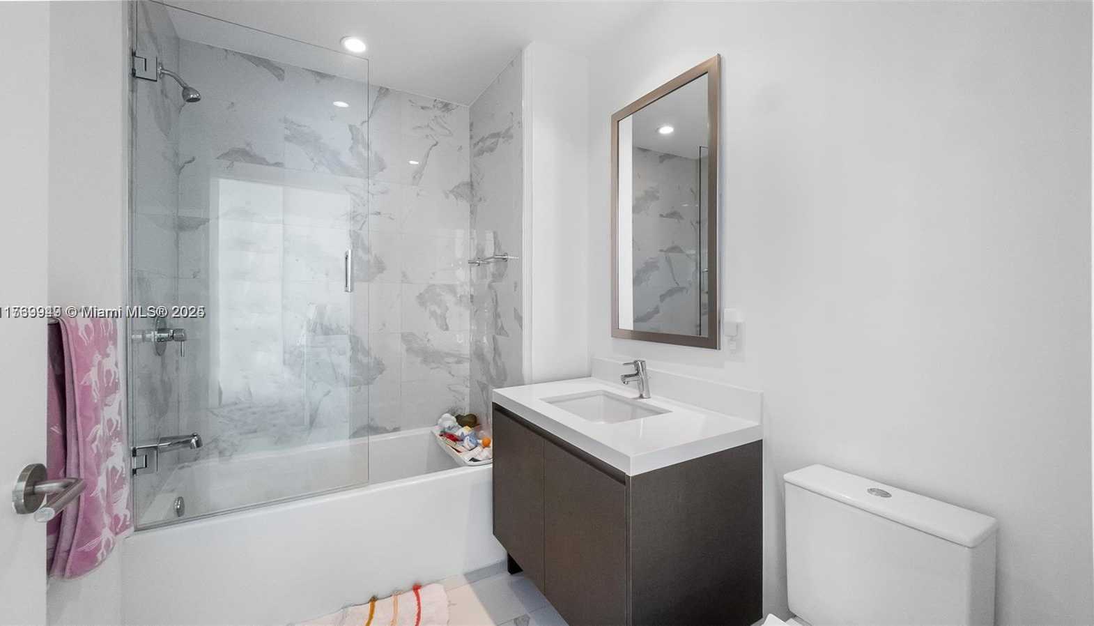 Small Image of 851 NORTH EAST 1ST AVE #3303, Miami Number 32