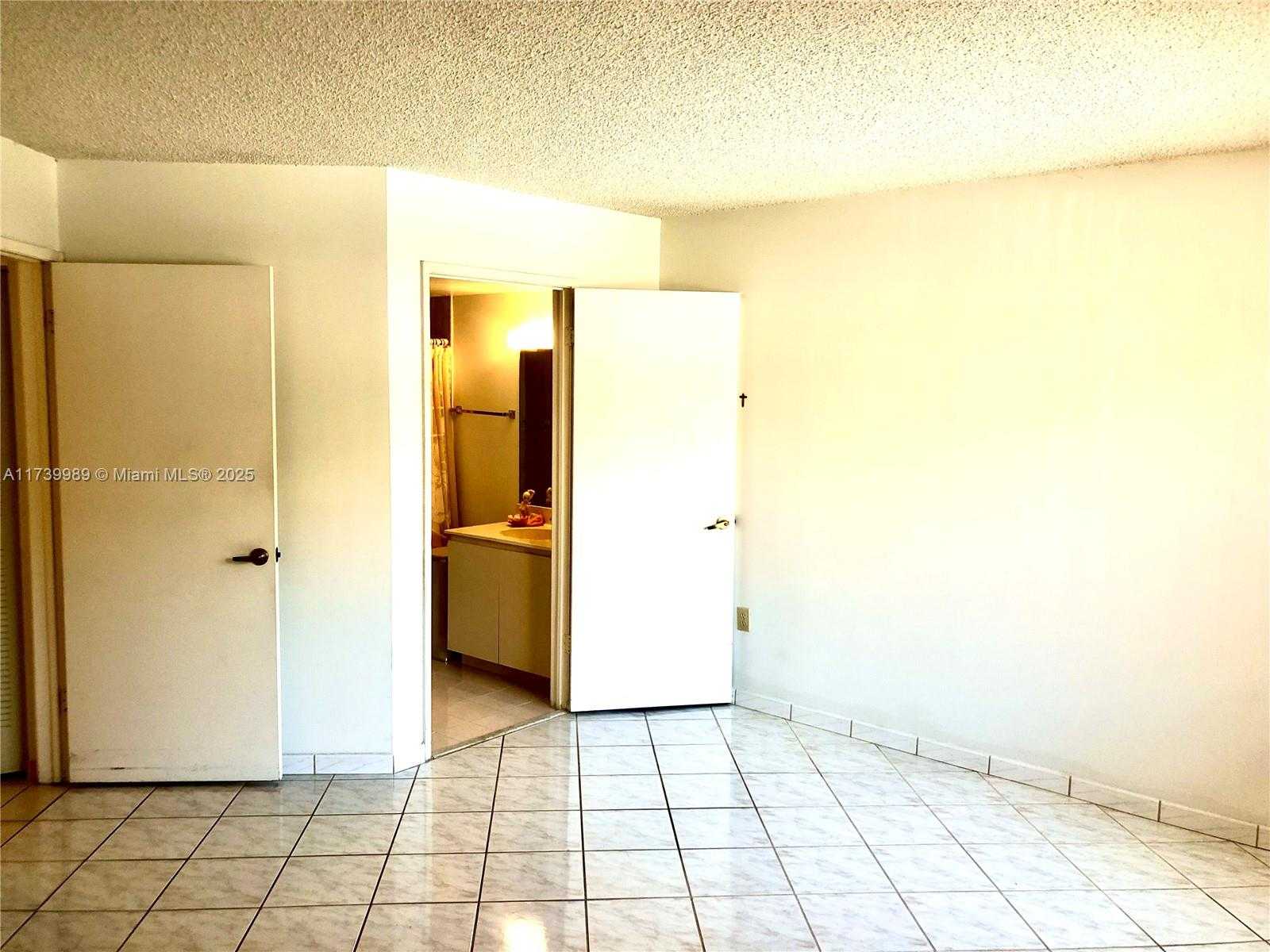 Small Image of 10249 NORTH WEST 9TH ST CIR #110-8, Miami Number 6