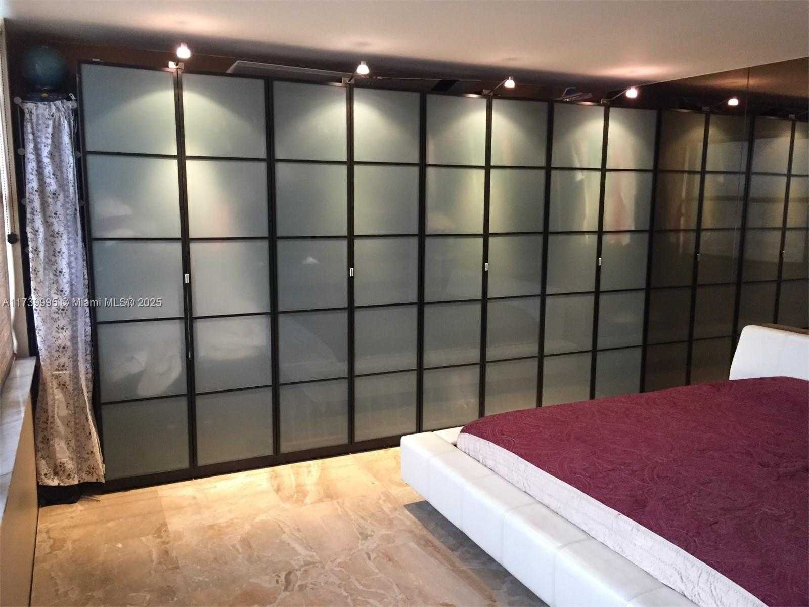Small Image of 300 THREE ISLANDS BLVD #520, Hallandale Beach Number 19