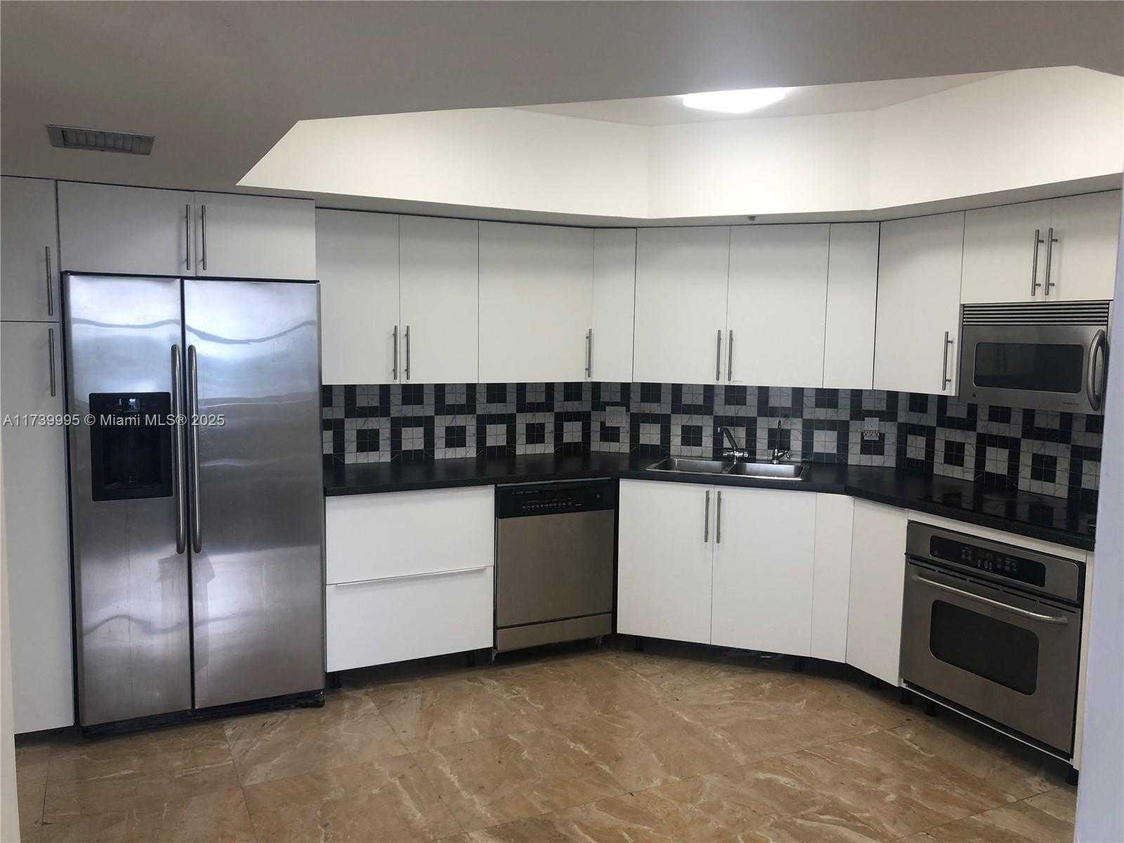 Small Image of 300 THREE ISLANDS BLVD #520, Hallandale Beach Number 6