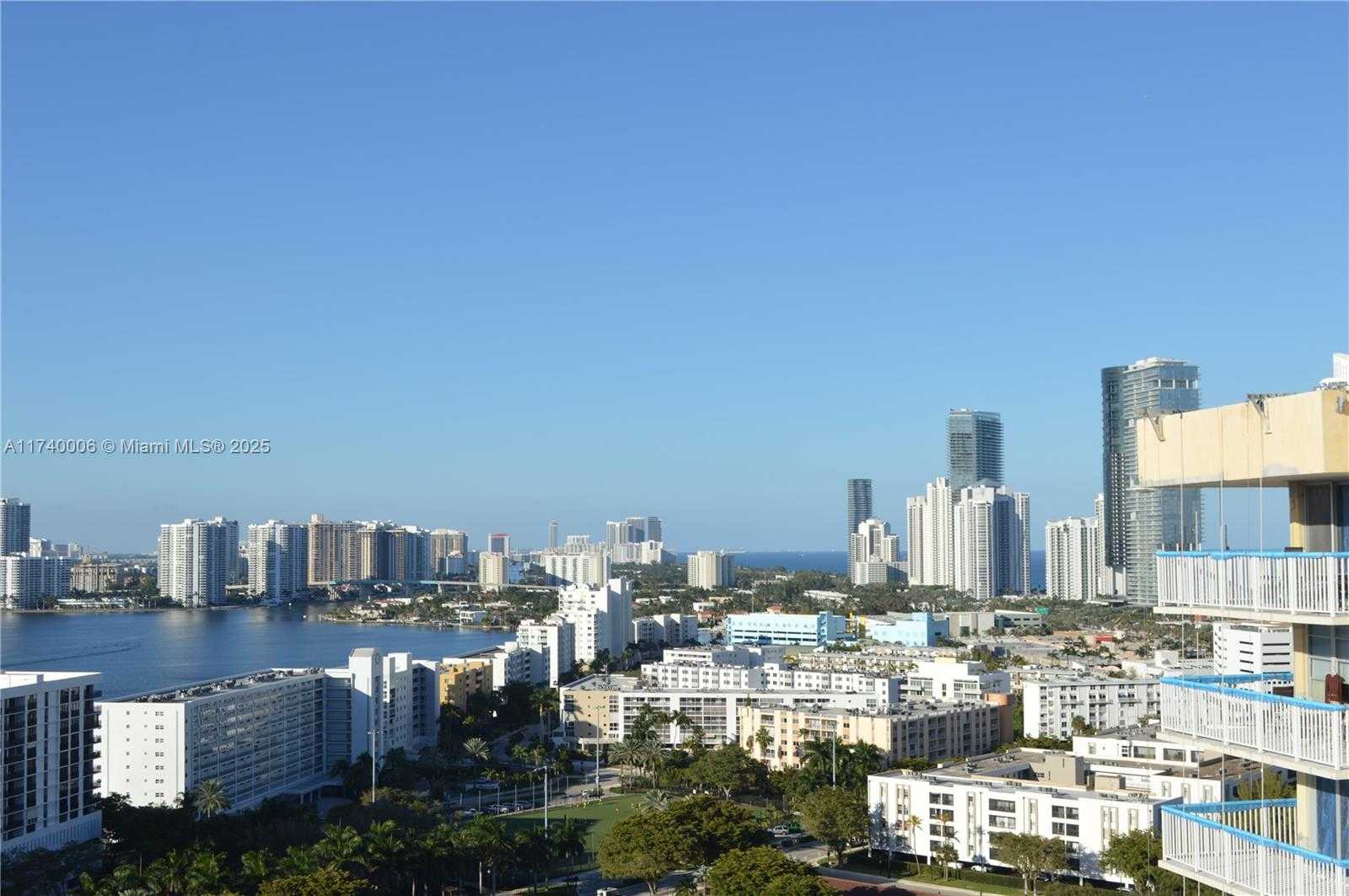 Small Image of 231 174TH ST #2402, Sunny Isles Beach Number 3