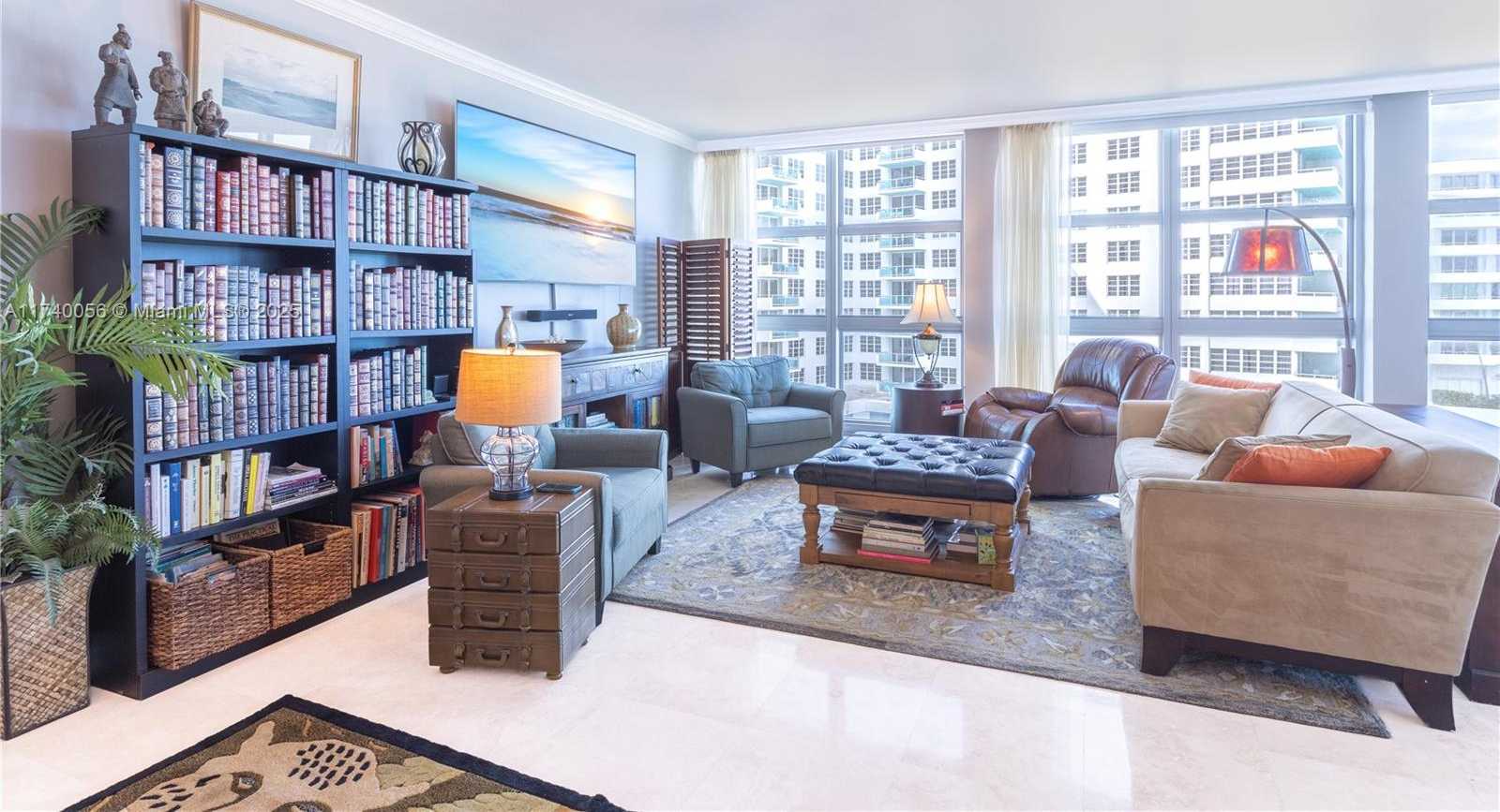 Small Image of 5055 COLLINS AVE #5C, Miami Beach Number 3