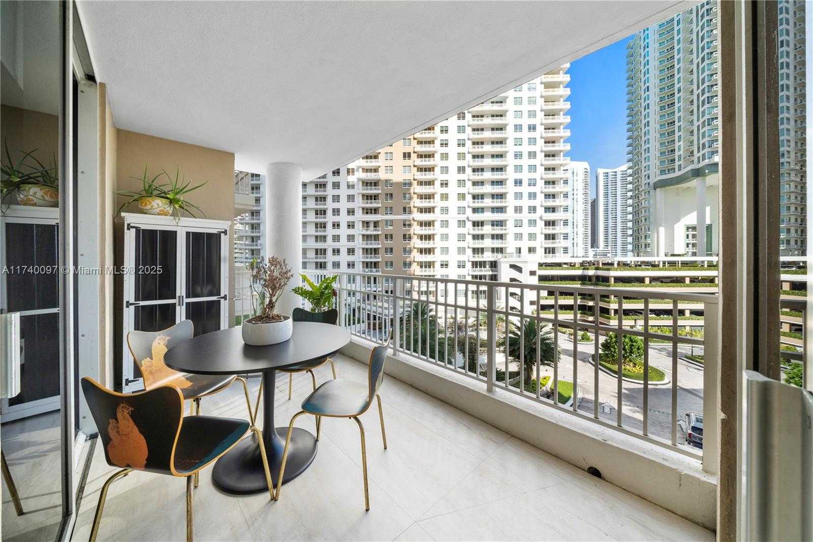 Small Image of 701 BRICKELL KEY BLVD #707, Miami Number 17