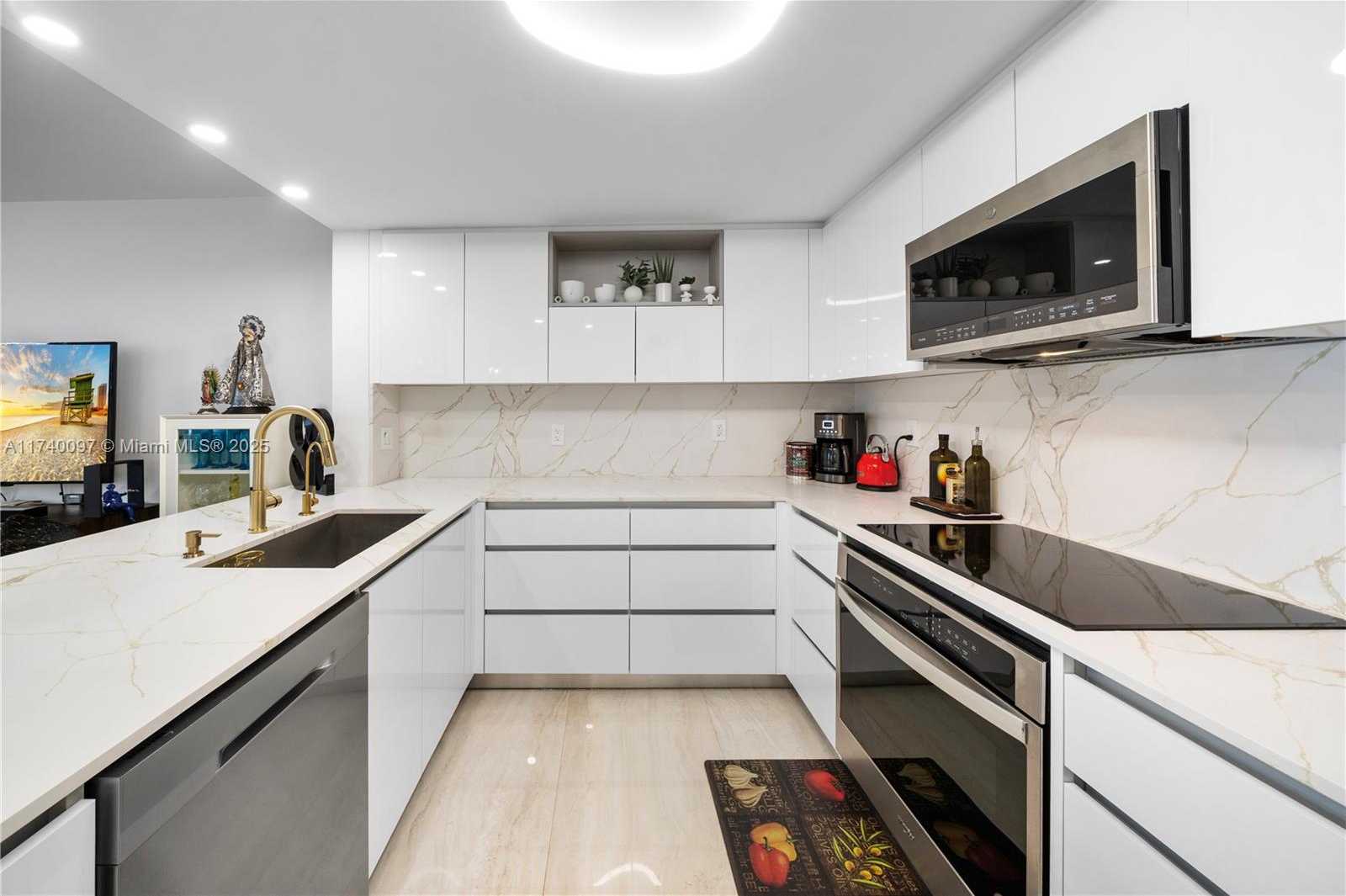Small Image of 701 BRICKELL KEY BLVD #707, Miami Number 7